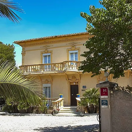 Du Soleil 3* Saint-Raphael (Var)