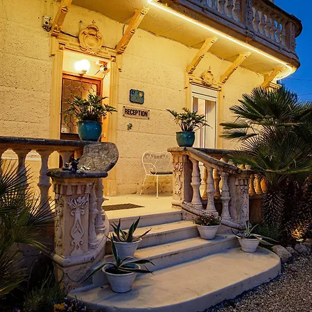 Otel Du Soleil