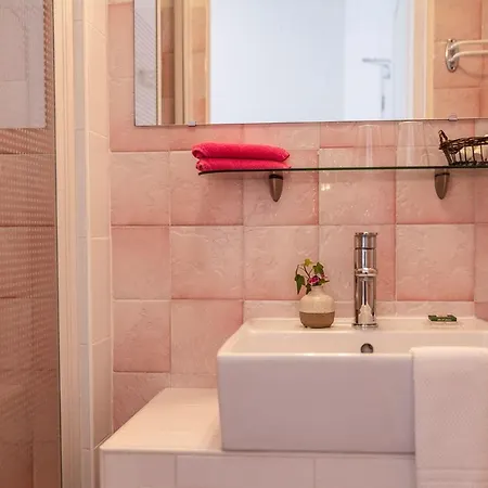 Du Soleil فندق 3*