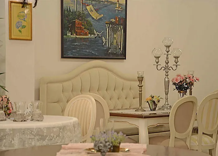 Отель Du Soleil Сен-Рафаэль